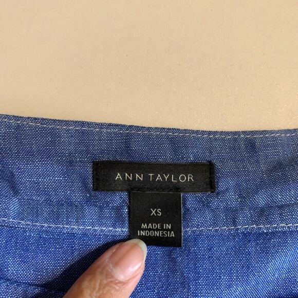 Ann Taylor Top Womens XS Chambray Linen Blend Puff Sleeve Button Front Cropped - Picture 8 of 12